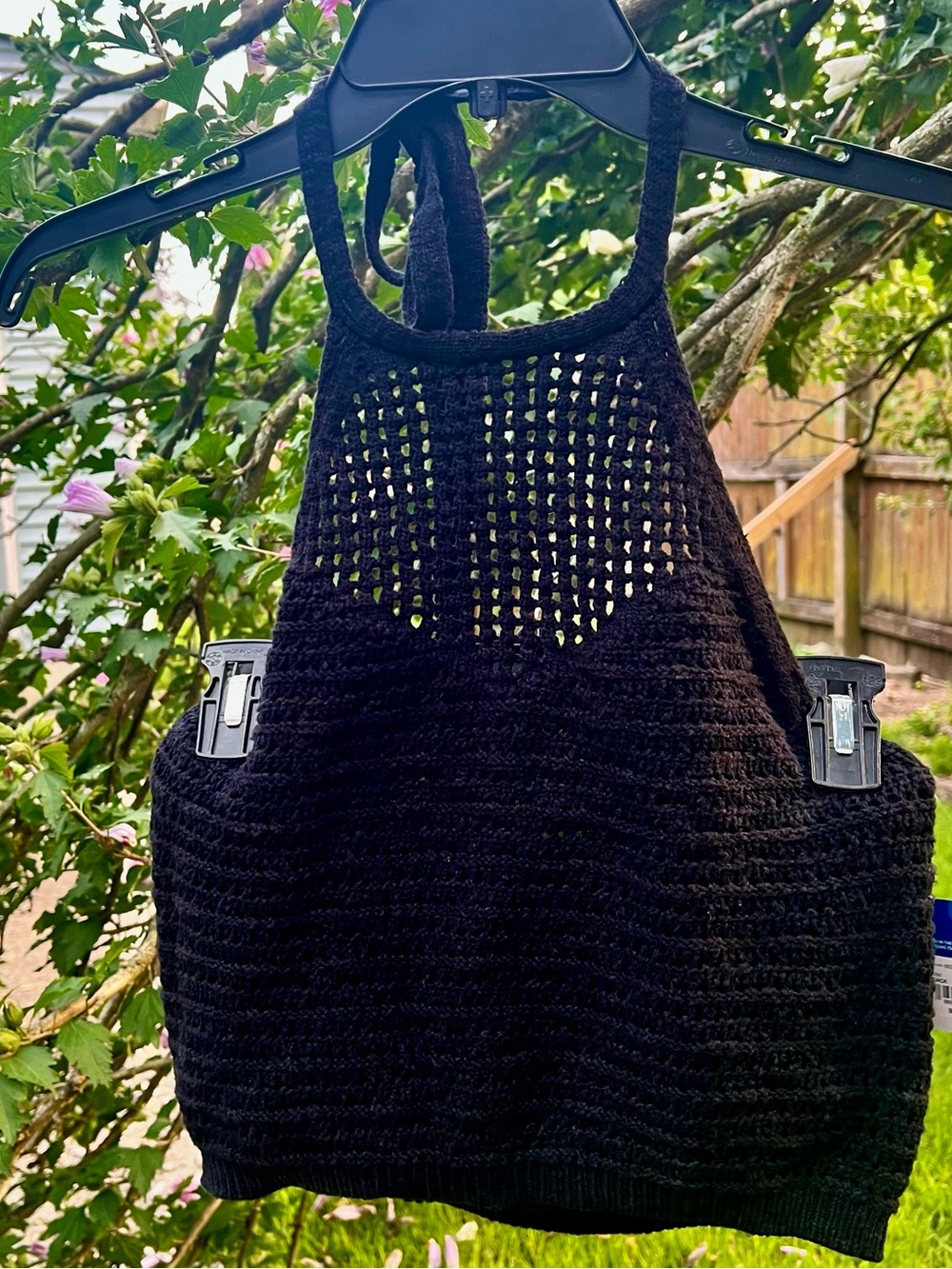 NWT Arizona Jean Co Crochet crop Racerback Halter Top Built in bra lined black M